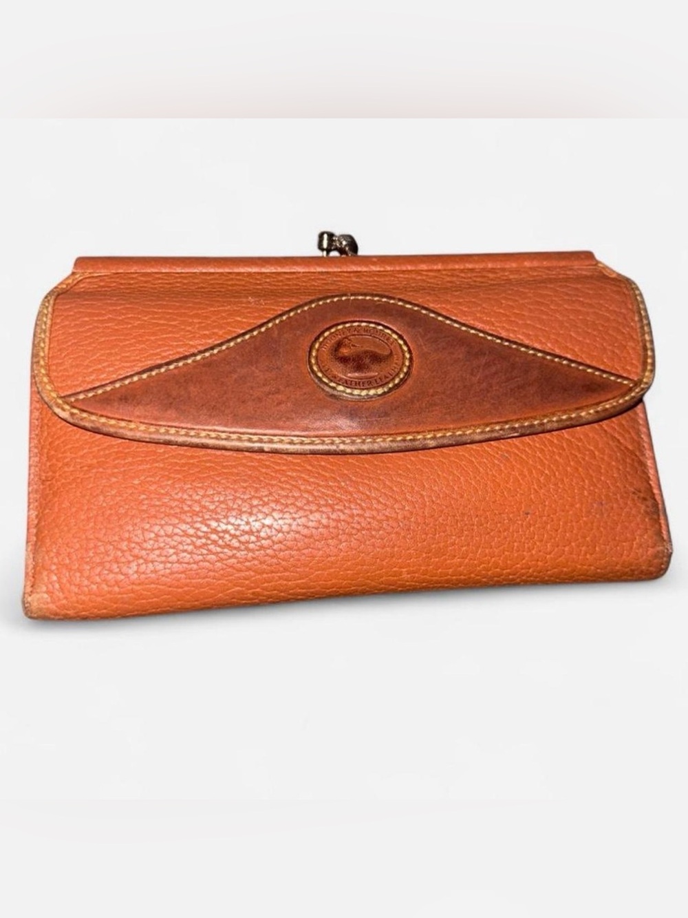 Dooney & Bourke Tan Leather Kisslock Wallet